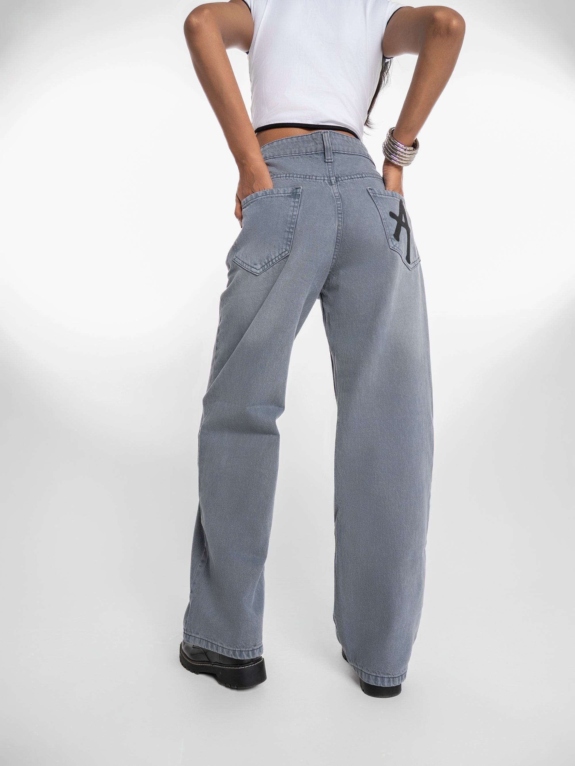 Wide-Leg Jeans - Blue Frost