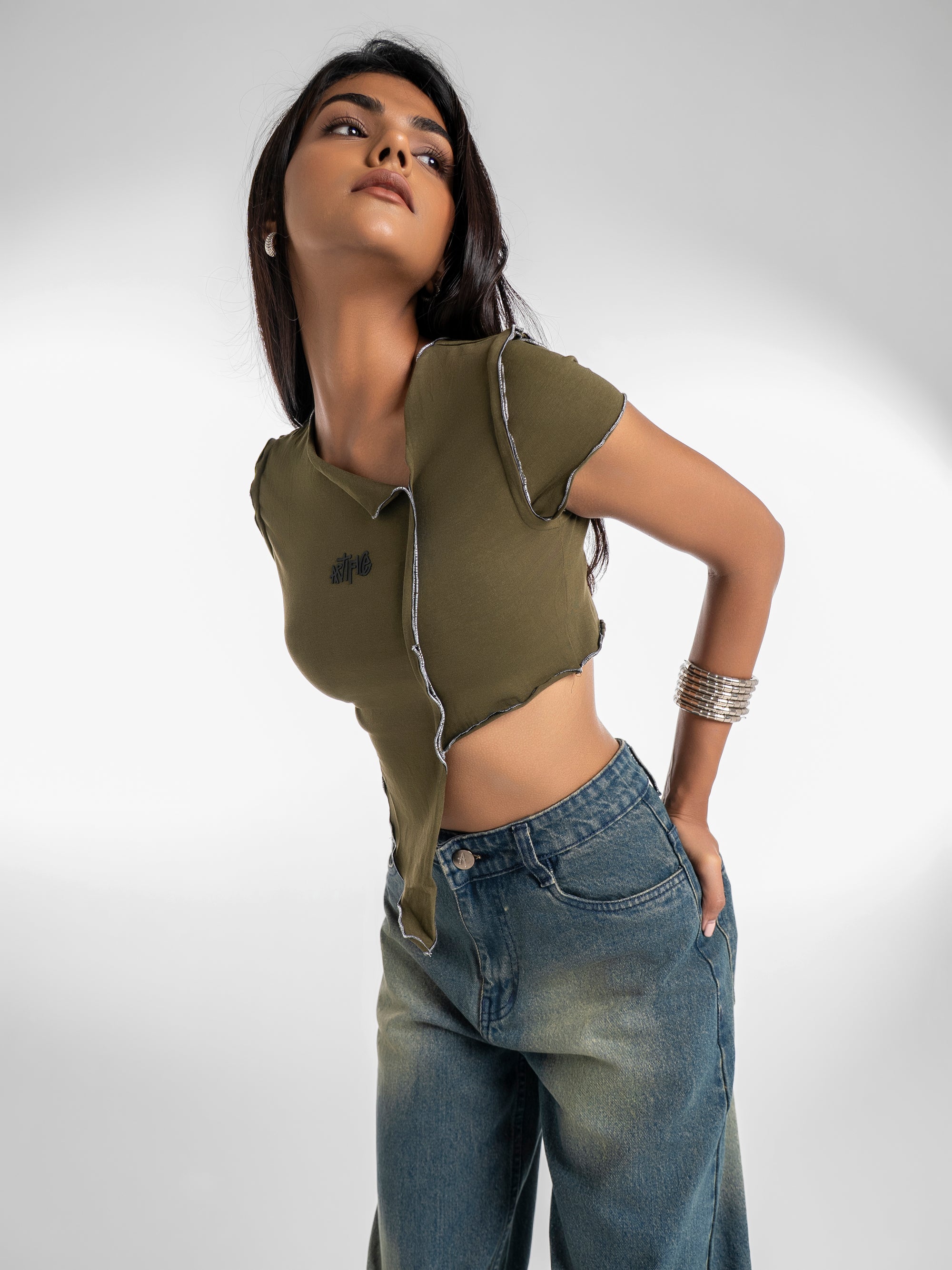 Edgecut Crop Top - Olive